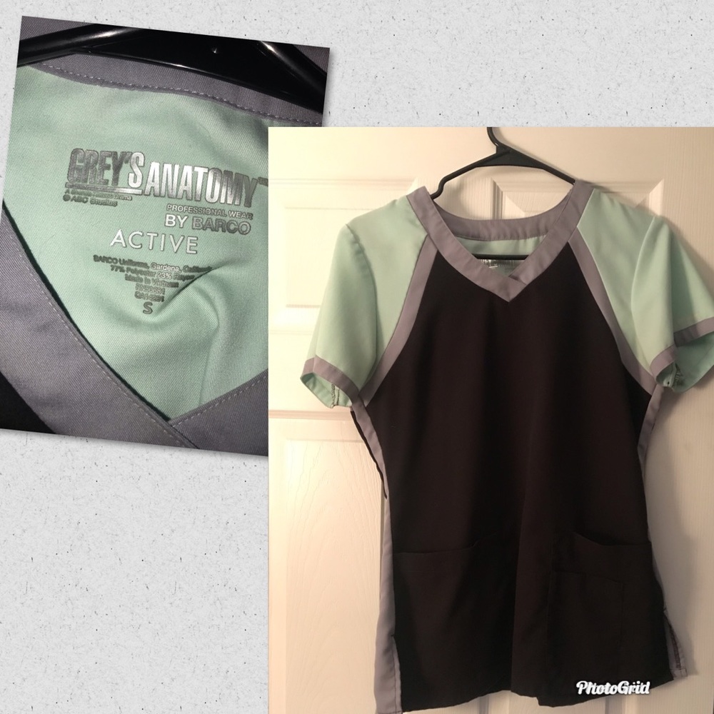 Greys anatomy scrub top